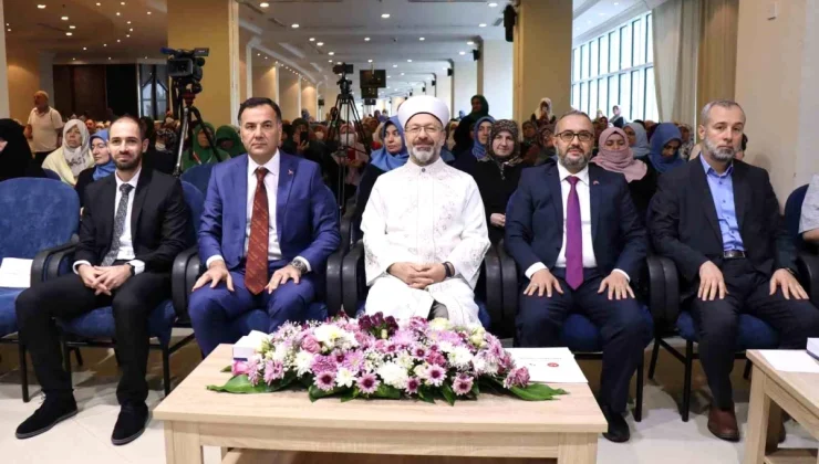 Diyanet İşleri Başkanı Ali Erbaş: Şehitlerimizin huzur içinde uyuması için birliğimiz her zaman en üst seviyede olmalı