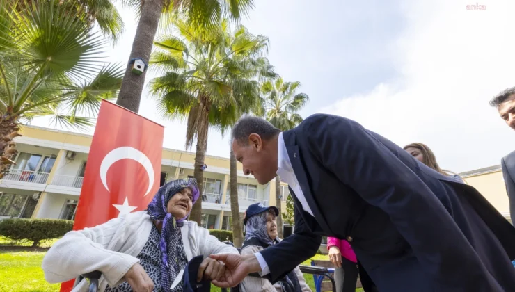 Mersin Büyükşehir Belediye Başkanı Vahap Seçer Huzurevi’ni Ziyaret Etti